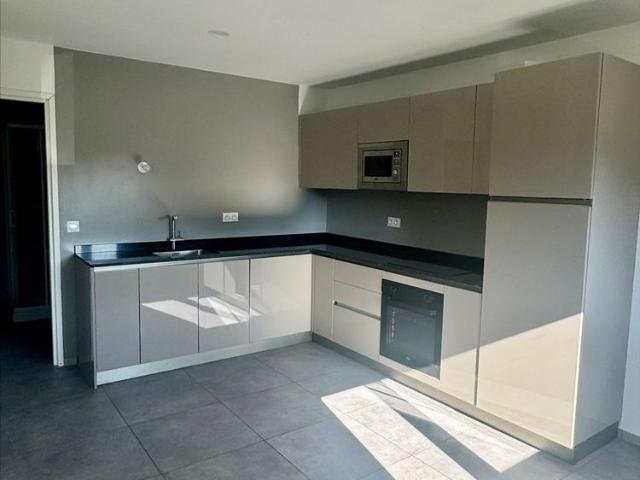 Location Appartement 5 pièces 150m²