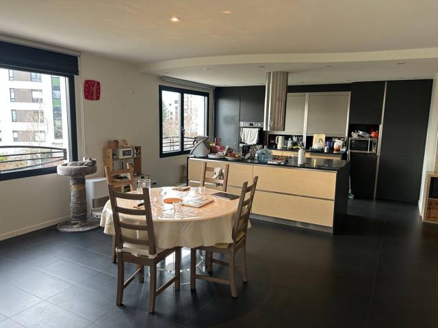 Location appartement 5 pièces 166.04 m² à Saint Genis Pouilly 01630 2 924,00 € / mois CC
