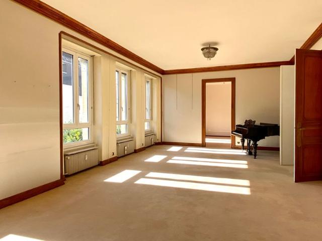 Location Appartement 5 pièces 214m²