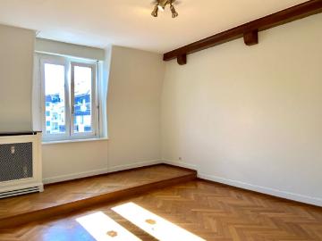 Location Appartement 5 pièces 214m²
