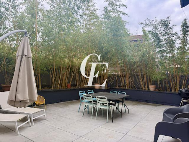Location Appartement 5 pièces 221 m2 Fraisses