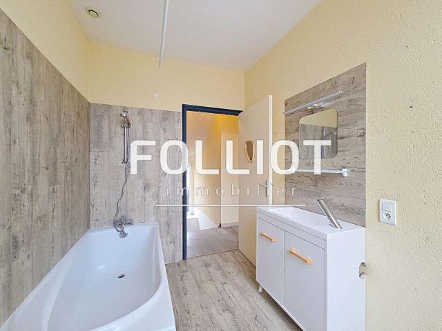 Location appartement 5 pièces Luitré 35