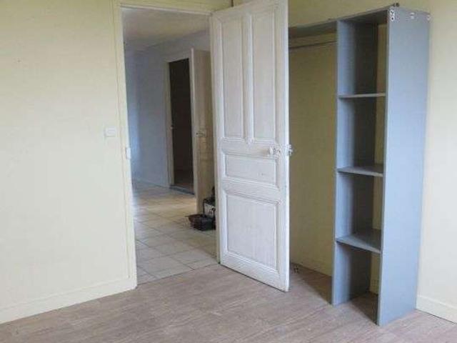 Location appartement 5 pièces Martigné Ferchaud 35