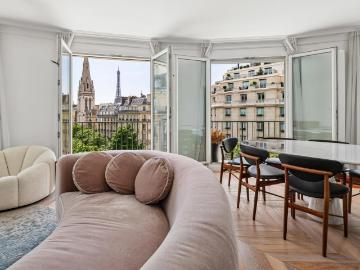 Location Appartement 5 pièces Meublé 130m² PARIS 8ème