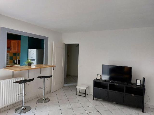 Location Appartement 5 pièces Meublé 94m² EVRY 91000