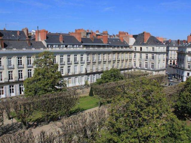 Location appartement 5 pièces Nantes Centre Ville 44
