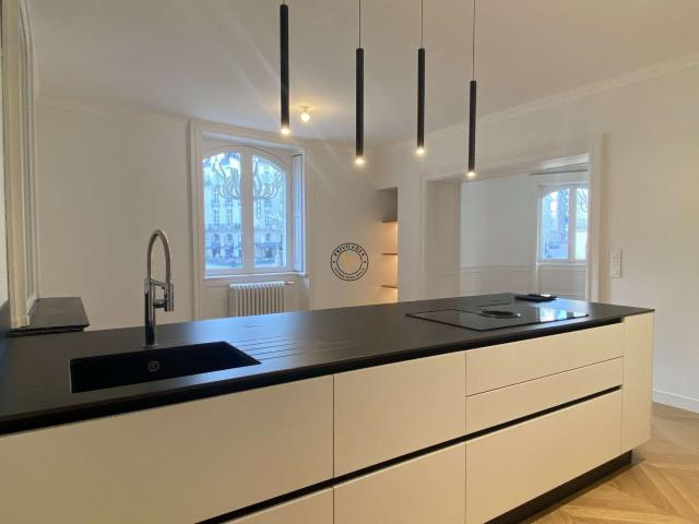 Location appartement 5 pièces Nantes Centre Ville 44