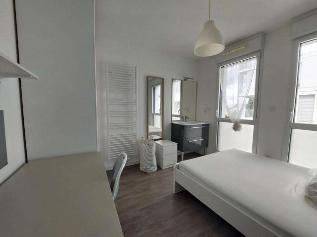 Location appartement 5 pièces Nantes Île de Nantes 44