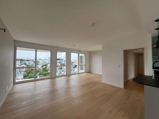 Location appartement 5 pièces Rennes Bourg L'evêque 35