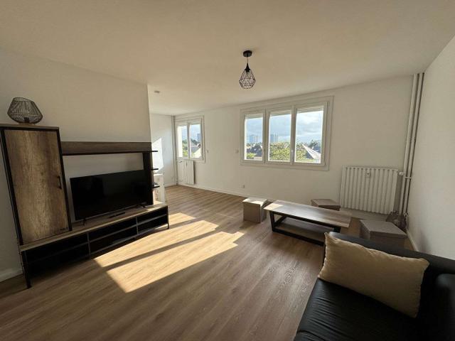 Location appartement 5 pièces Rennes Sainte Thérèse 35