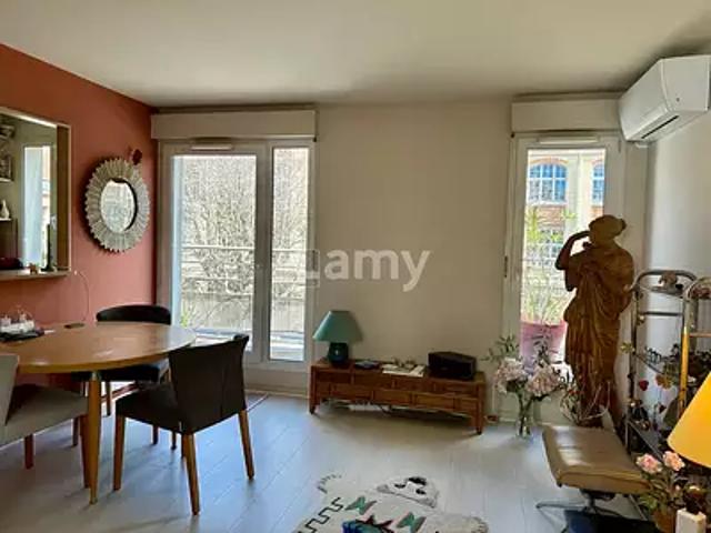 location appartement, 63.8 m² au dernier étage parking