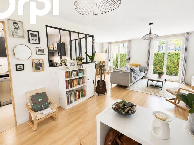 Location appartement, 63.1 m² T 3 à Guyancourt, 1 320 €