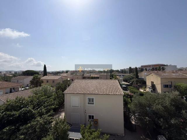 Location Appartement 63 m2 à Fréjus