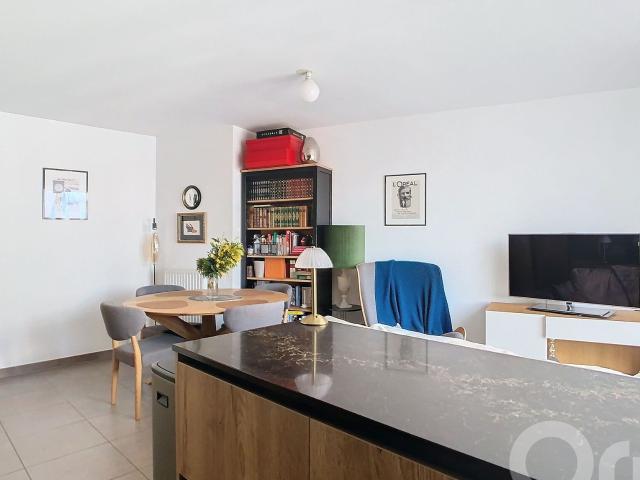 Location appartement, 60 m² T 3 à Maisons Alfort, 1 700 €
