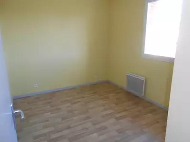 location appartement, 62.81 m² au dernier étage parking