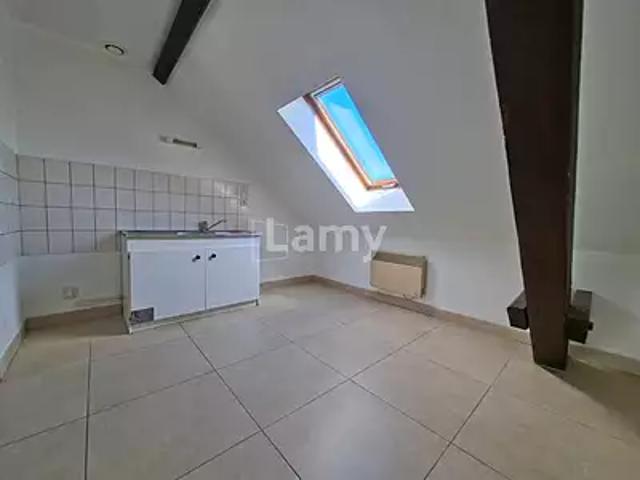 location appartement, 62.0 m² au dernier étage