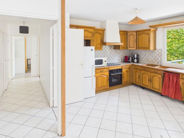 Location appartement, 67.49 m² T 3 à Chambéry, 1 197 €