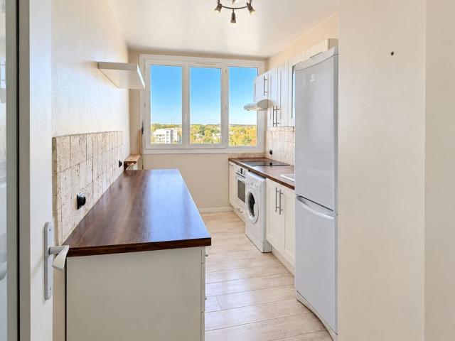 Location appartement, 67.04 m² T 3 à Rambouillet, 1 249 €