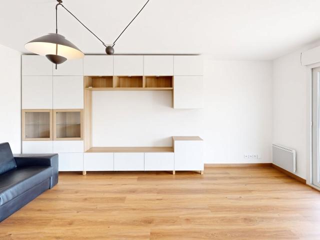 Location appartement, 67.23 m² T 3 à Annecy, 1 350 €