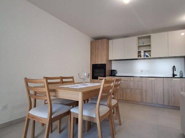 Location Appartement 67 m² à Ferney Voltaire 1 960 ¤ CC /mois
