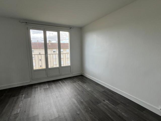 Location appartement, 64.9 m² T 4 à Essômes sur Marne, 737 €