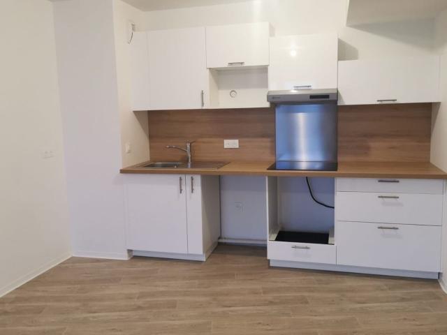 Location appartement, 64.2 m² T 3 à Aytré, 937 €