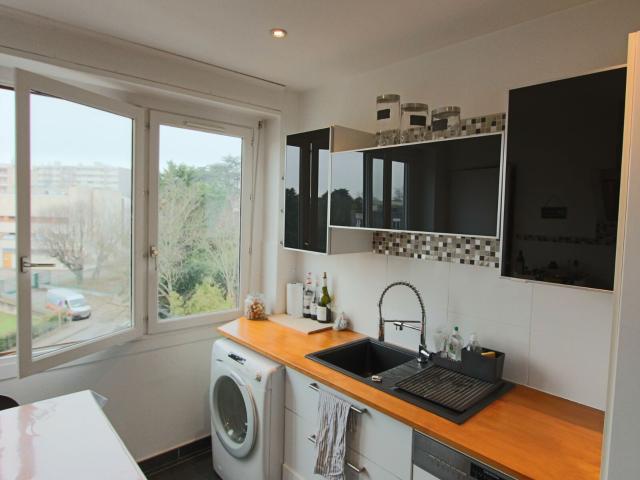 Location appartement, 64 m² T 2 à Écully, 1 229 €
