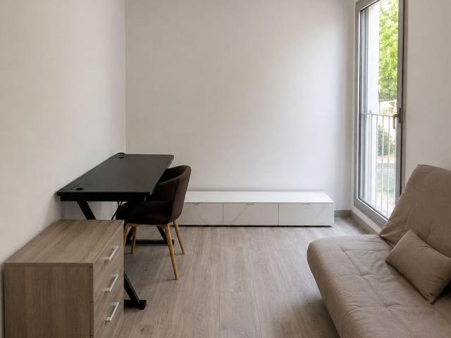 Location appartement, 65.78 m² T 3 à Marseille 13, 1 100 €
