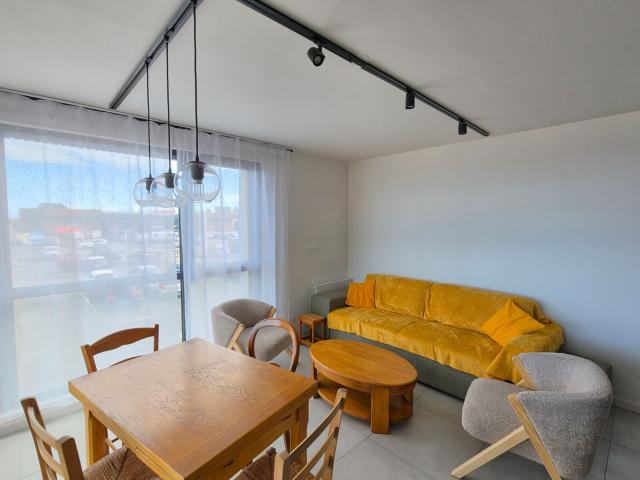 Location appartement, 65.28 m² T 3 à Trébeurden, 875 €