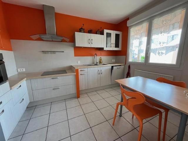 Location Appartement 65 m² à Peronnas 785 ¤ CC /mois