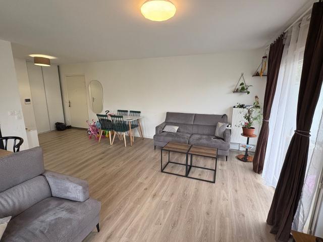 Location appartement, 66.62 m² T 3 à Claye Souilly, 1 383 €