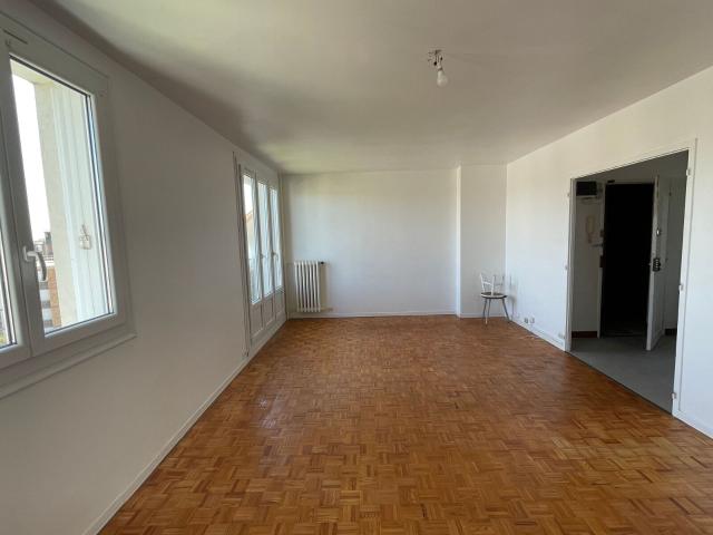 Location appartement, 66.71 m² T 3 à Le Mans, 730 €