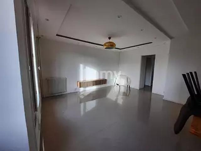 location appartement, 66.77 m²