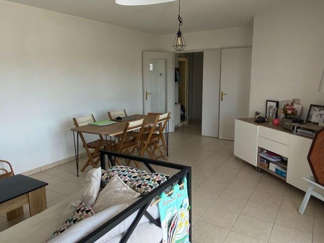 Location appartement, 68.45 m² T 3 à Montpellier, 1 040 €