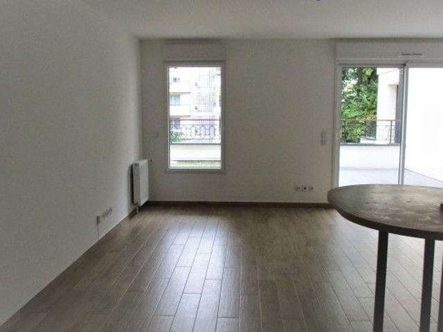 Location appartement, 68.91 m² T 3 à Saint Maur des Fossés, 1 570 €