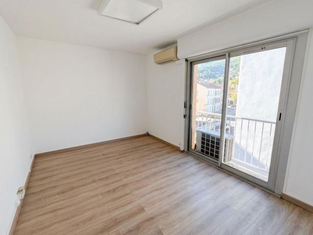 Location appartement, 68.14 m² T 3 à La Valette du Var, 1 016 €