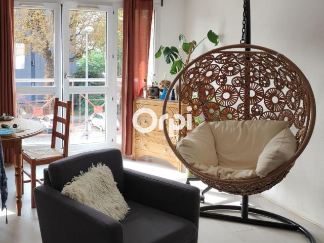 Location appartement, 68.35 m² T 3 à Lille, 1 050 €