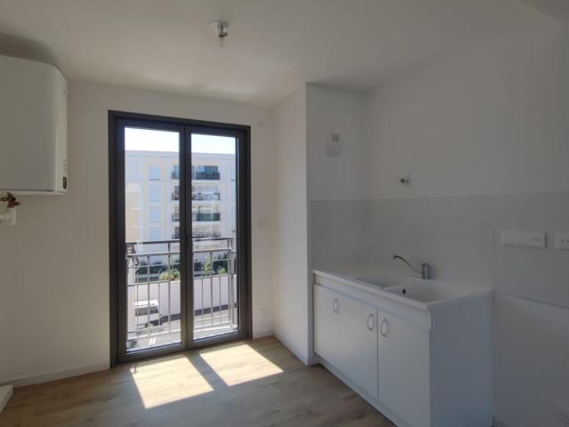 Location appartement, 69.59 m² T 3 à Chelles, 1 261 €