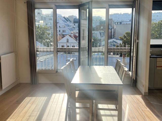 Location appartement, 69.65 m² T 3 à Paris 19, 2 035 €
