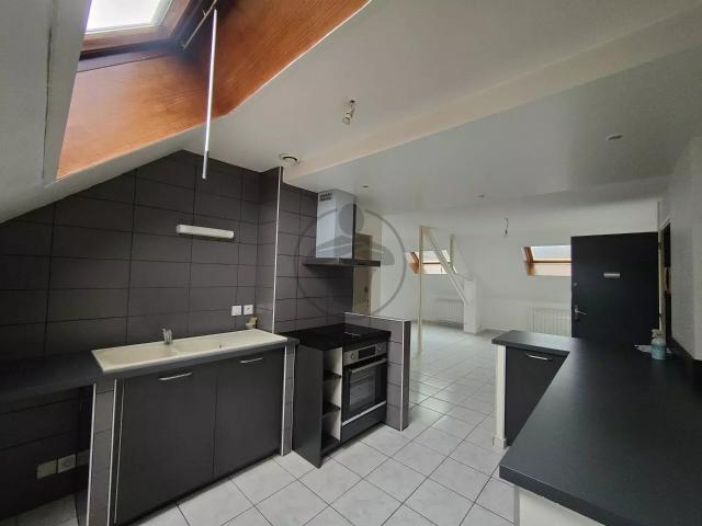 Location Appartement 6 pièces 93 m2 à Baume les Dames