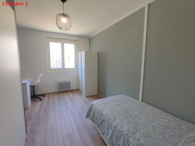 Location Appartement 6 pièces 105m² TROYES 10000