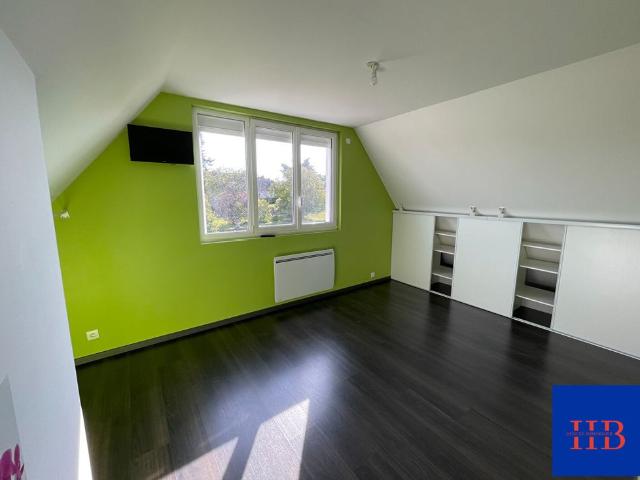Location Appartement 6 pièces 110m²