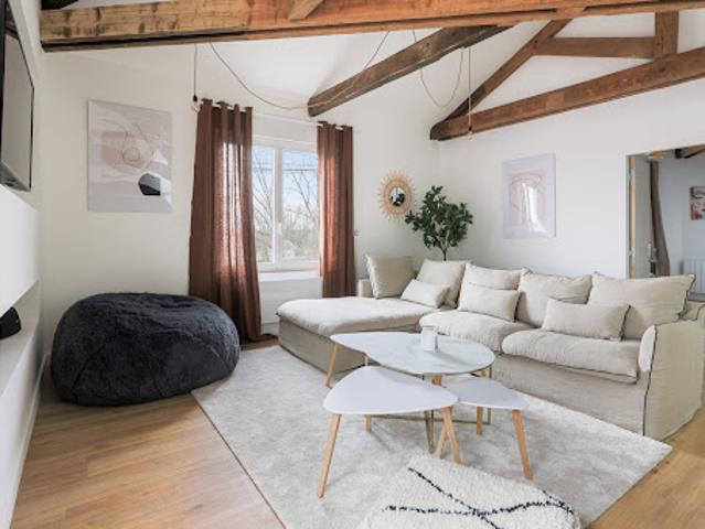 Location Appartement 6 pièces 150 m2 Bordeaux