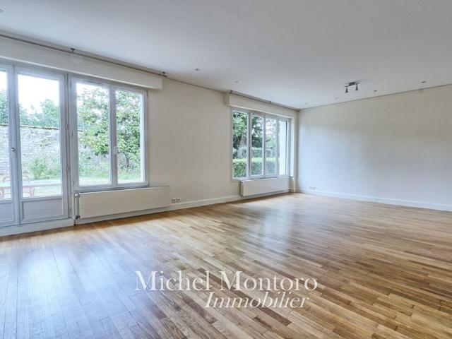 Location Appartement 6 pièces 150m²