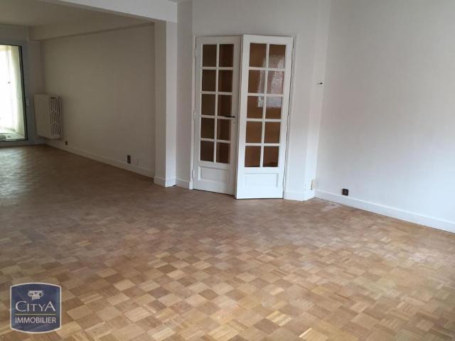 Location Appartement 6 pièces 153m² BEAUVAIS 60000