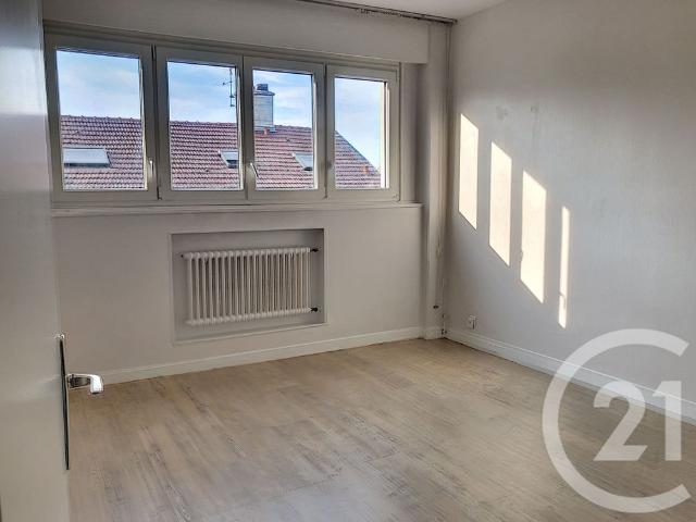 Location Appartement 6 pièces 163m² TROYES 10000