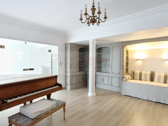 Location Appartement 6 pièces 172m² TOULOUSE 31500