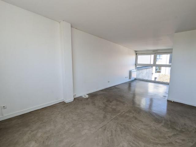 Location Appartement 6 pièces 187m² REIMS 51100