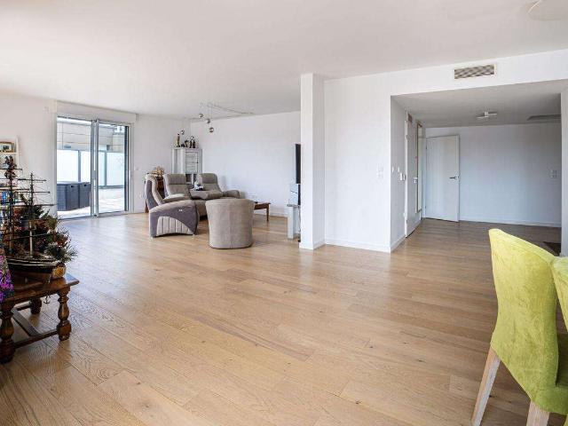 Location appartement 6 pièces Nantes Centre Ville 44
