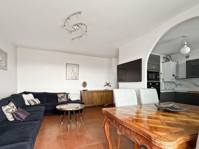 Location appartement, 73.33 m² T 4 à La Ciotat, 1 600 €